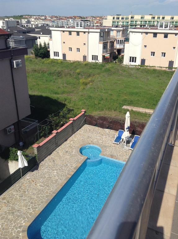 Dimitrov Apartments Burgas Extérieur photo