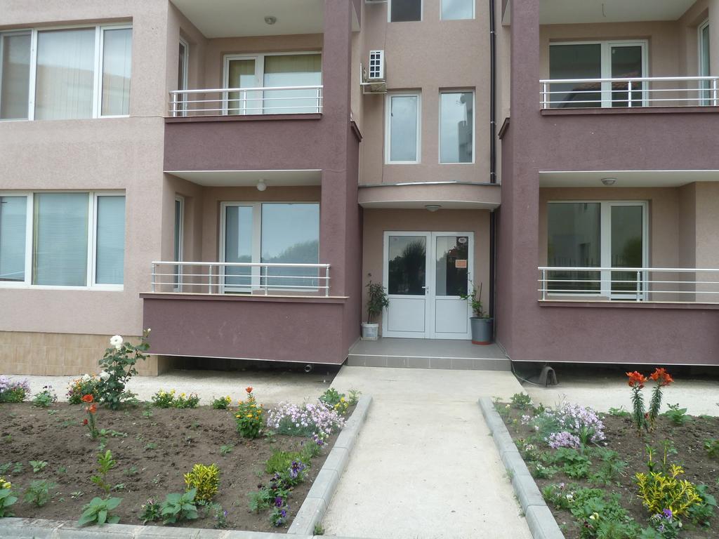 Dimitrov Apartments Burgas Extérieur photo